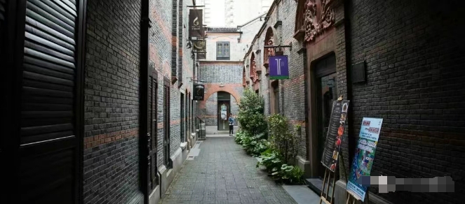 上海黃浦區(qū)出售獨棟：威海路鬧中取靜老洋房，身份之選用途多元